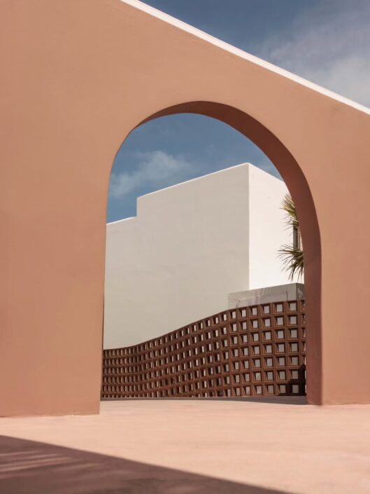 klostra_Laguna_Coast_Resort_Exteriors_Damask_o