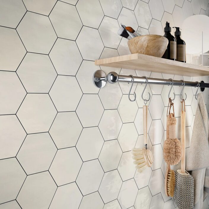hexagon tiles_Damask_10_8x12_4_White_Gallery