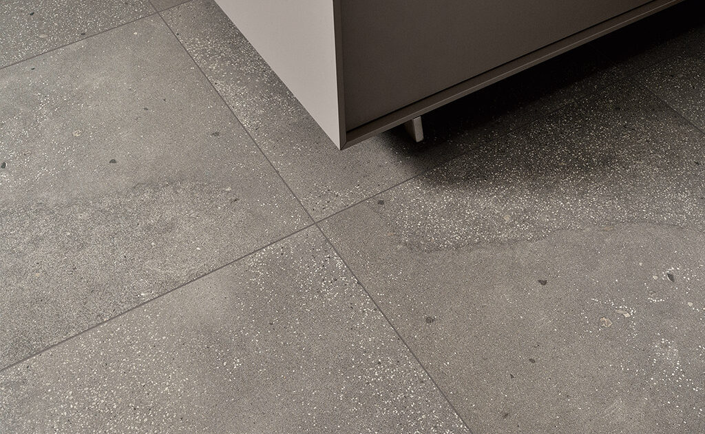 CEMENTO Gres pocellanato_Tile like concrete by Damask by Damask_4_Cemento