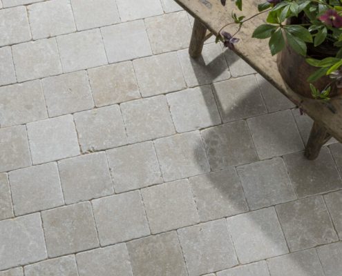 Flagstone floors_PAVE_Damask_a_main_2025