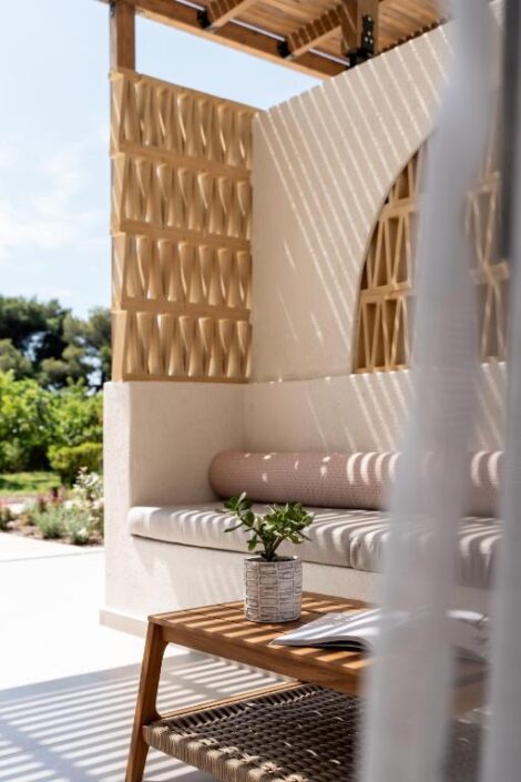 BREEZE BLOCKS CYCLADES_Domes Island Skiathos_Damask