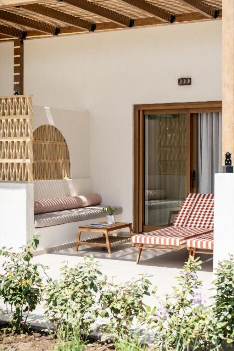 klostra CYCLADES_Domes Island Skiathos_Damask_1