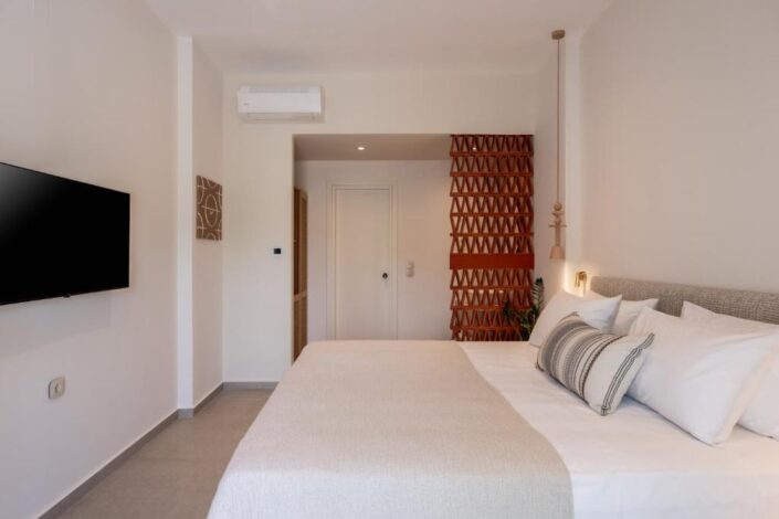 klostra CYCLADES_Domes Island Skiathos_Damask_4