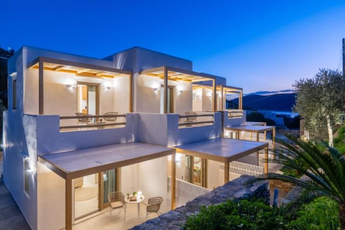 klostra-CYCLADES_Damask_MILES-AWAY-RESIDENCIES_SIFNOS
