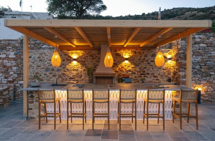 klostra-CYCLADES_Damask_MILES-AWAY-RESIDENCIES_SIFNOS